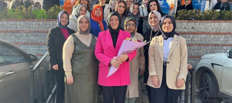AK Parti Kırkağaç 7. Olağan Kadın Kolları Kongresi Gerçekleşti