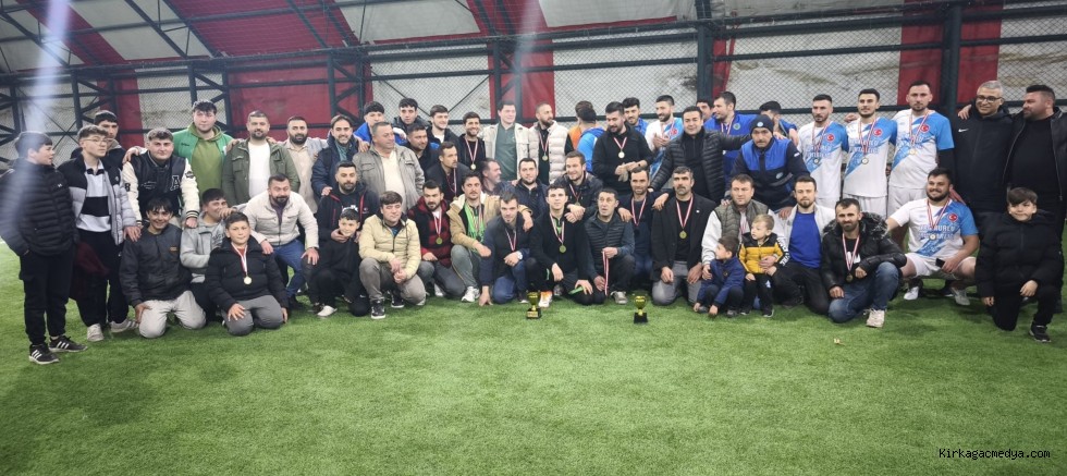 Kırkağaç Belediyesi Halısaha Turnuvası Coşkuyla Tamamlandı! 