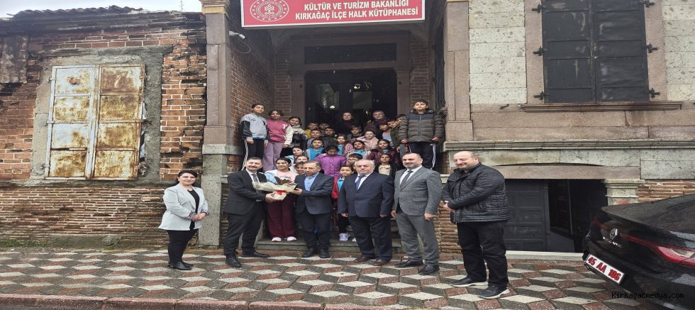 62.Kütüphane Haftasında yazar Tolga Uluaydından Ziyaret