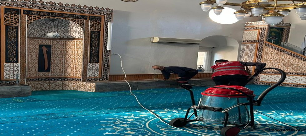 CAMİLER RAMAZAN AYINA HAZIRLANIYOR 