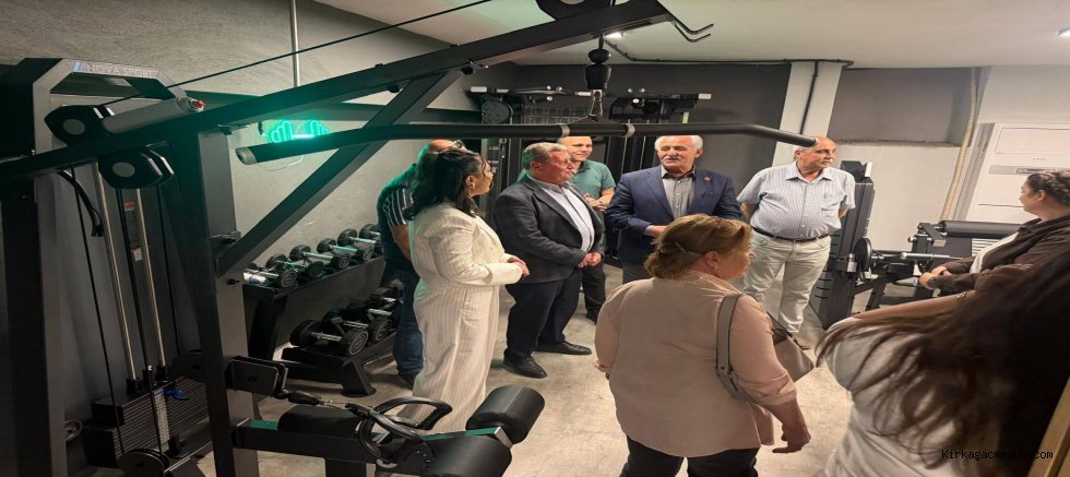 Kırkağaç İlçemizde Studio Desen Spor Salonu açıldı.