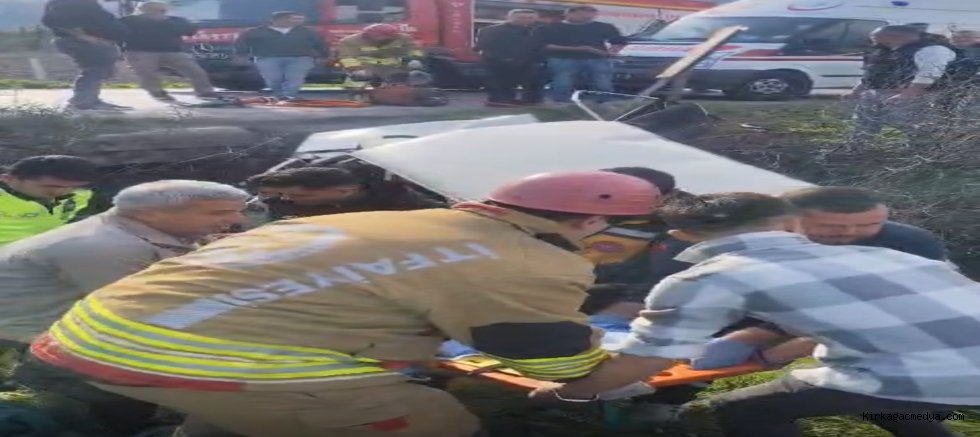 TRAFİK KAZASI 2 YARALI