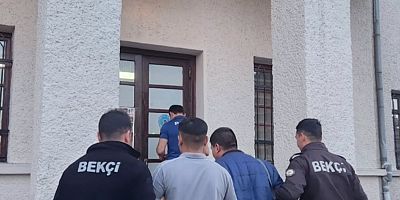 Hırsızlık Şüphelileri Yakalandı*