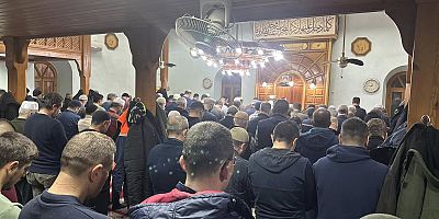 KIRKAĞAÇ'TA İLK TERAVİH NAMAZI 