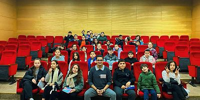 Kırkağaç’ta ücretsiz tiyatro kursu başladı