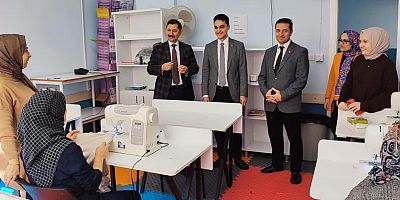 OKTAY EL İŞİ KURSUNU ZİYARET ETTİ