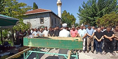 Ünlü Yönetmenin Babası Son Yolculuğa Uğurlandı