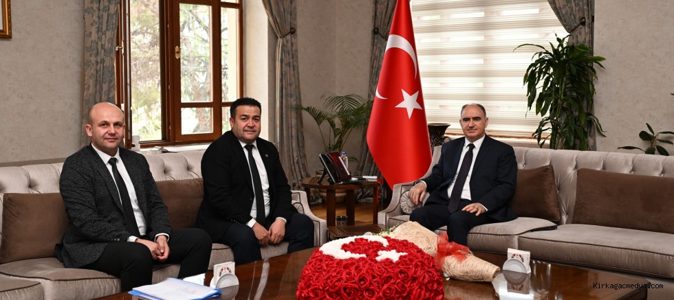  Üstün Dönmez, Manisa Valisi  Vahdettin Özkan’ıı Ziyaret Etti